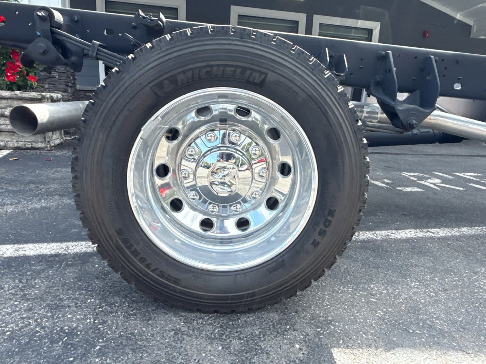 New 2026 RAM 5500 4x4 Regular Cab image 10