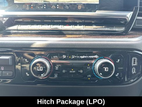 Used 2025 GMC Sierra 2500 SLE w/ SLE Value Package; AWD/4WD image 19
