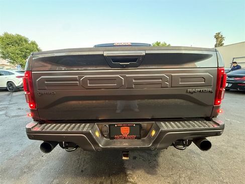 Used 2018 Ford F150 Raptor w/ Equipment Group 802A Luxury AWD/4WD image 11