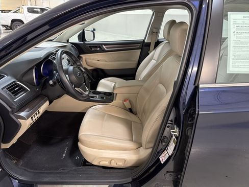 Used 2018 Subaru Legacy 3.6R Limited AWD/4WD image 6