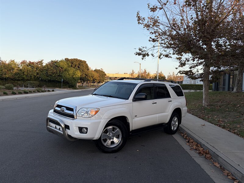 Used 2007 Toyota 4Runner SR5 RWD image 1
