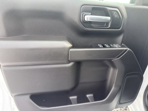 Used 2019 Chevrolet Silverado 1500 Custom Trail Boss w/ Custom Convenience Package image 15