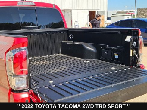 Used 2022 Toyota Tacoma TRD Sport w/ Technology Package RWD image 33