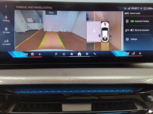 Used 2025 BMW i4 xDrive40i w/ Premium Package image 21