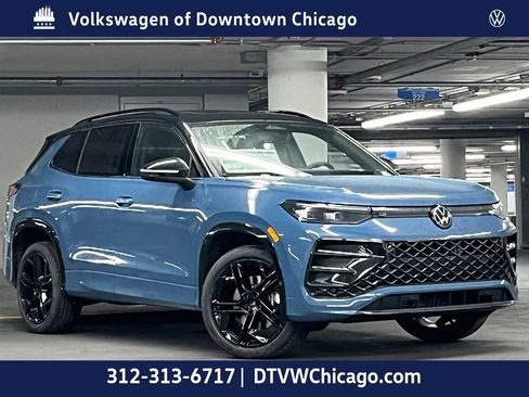 New 2026 Volkswagen Tiguan SE R-Line image 2