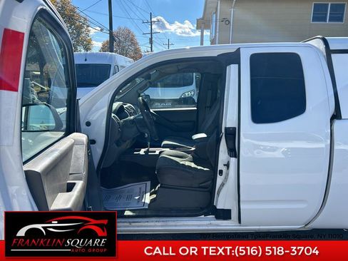 Used 2012 Nissan Frontier S w/ S Preferred Pkg image 16