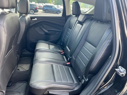 Used 2016 Ford Escape Titanium FWD image 9