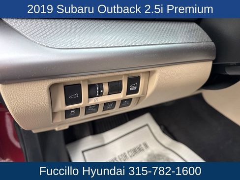 Used 2019 Subaru Outback 2.5i Premium image 18