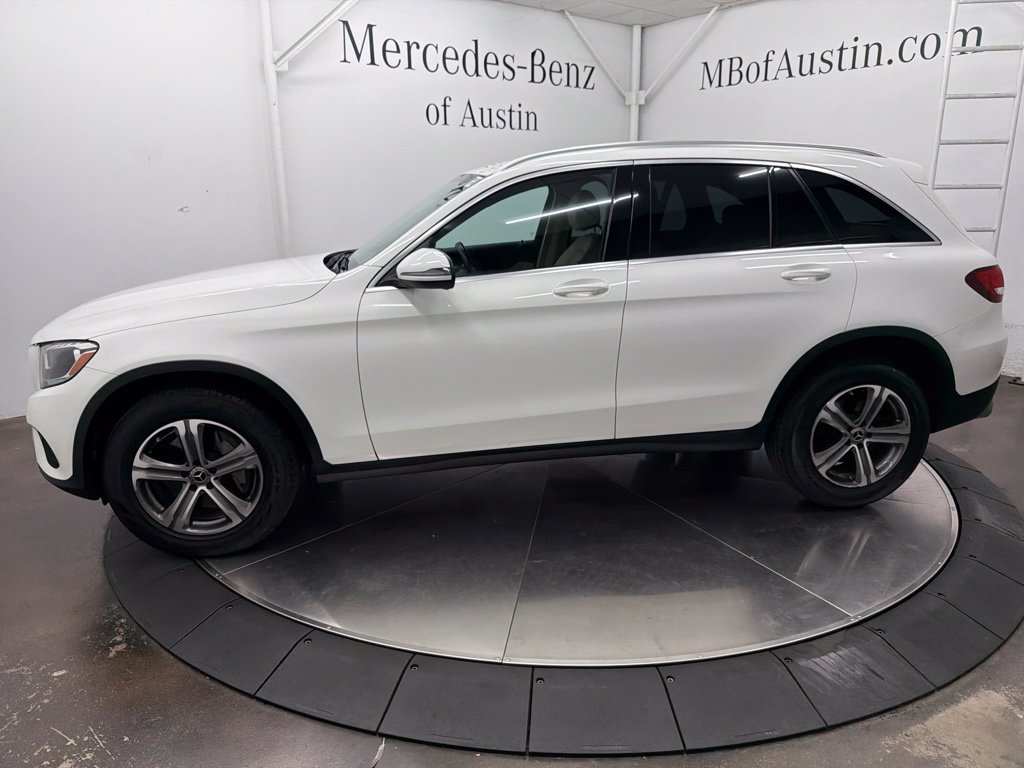 Used 2018 Mercedes-Benz GLC 300 4MATIC image 4