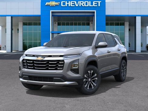 New 2026 Chevrolet Equinox LT FWD image 6