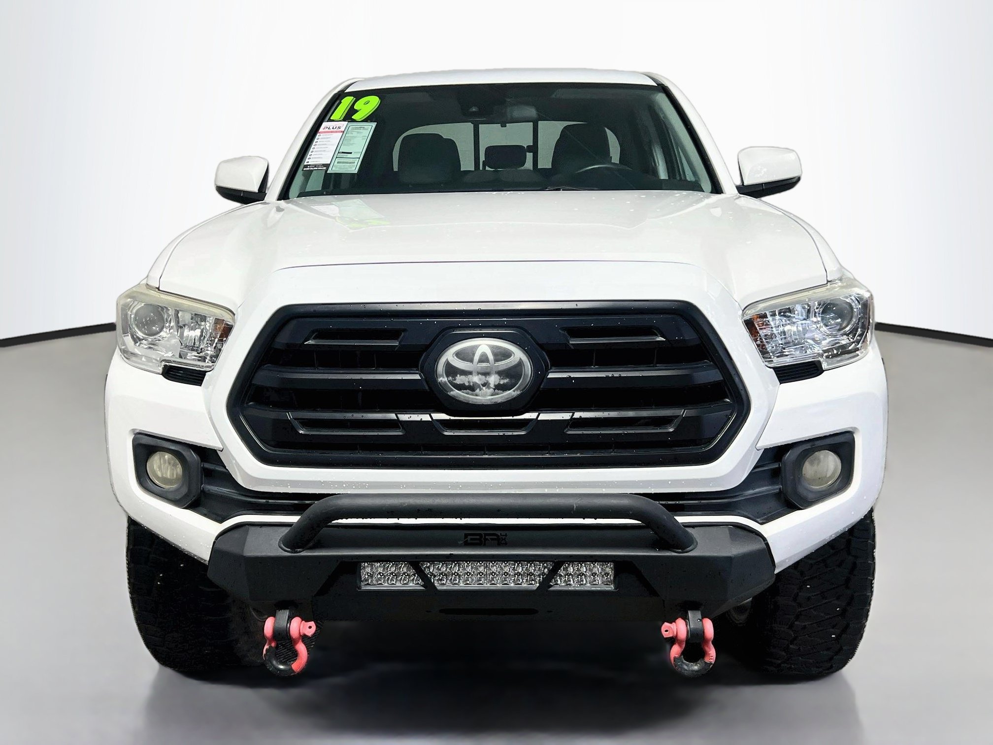 Used 2019 Toyota Tacoma SR w/ SR Convenience Package AWD/4WD image 10