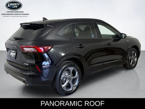 Used 2023 Ford Escape ST-Line w/ Tech Pack #1 AWD/4WD image 3