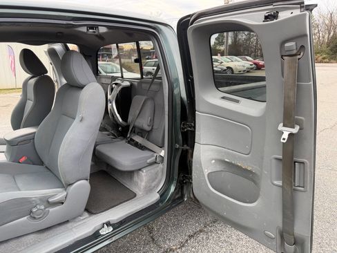 Used 2011 Toyota Tacoma 4x4 Access Cab V6 image 14