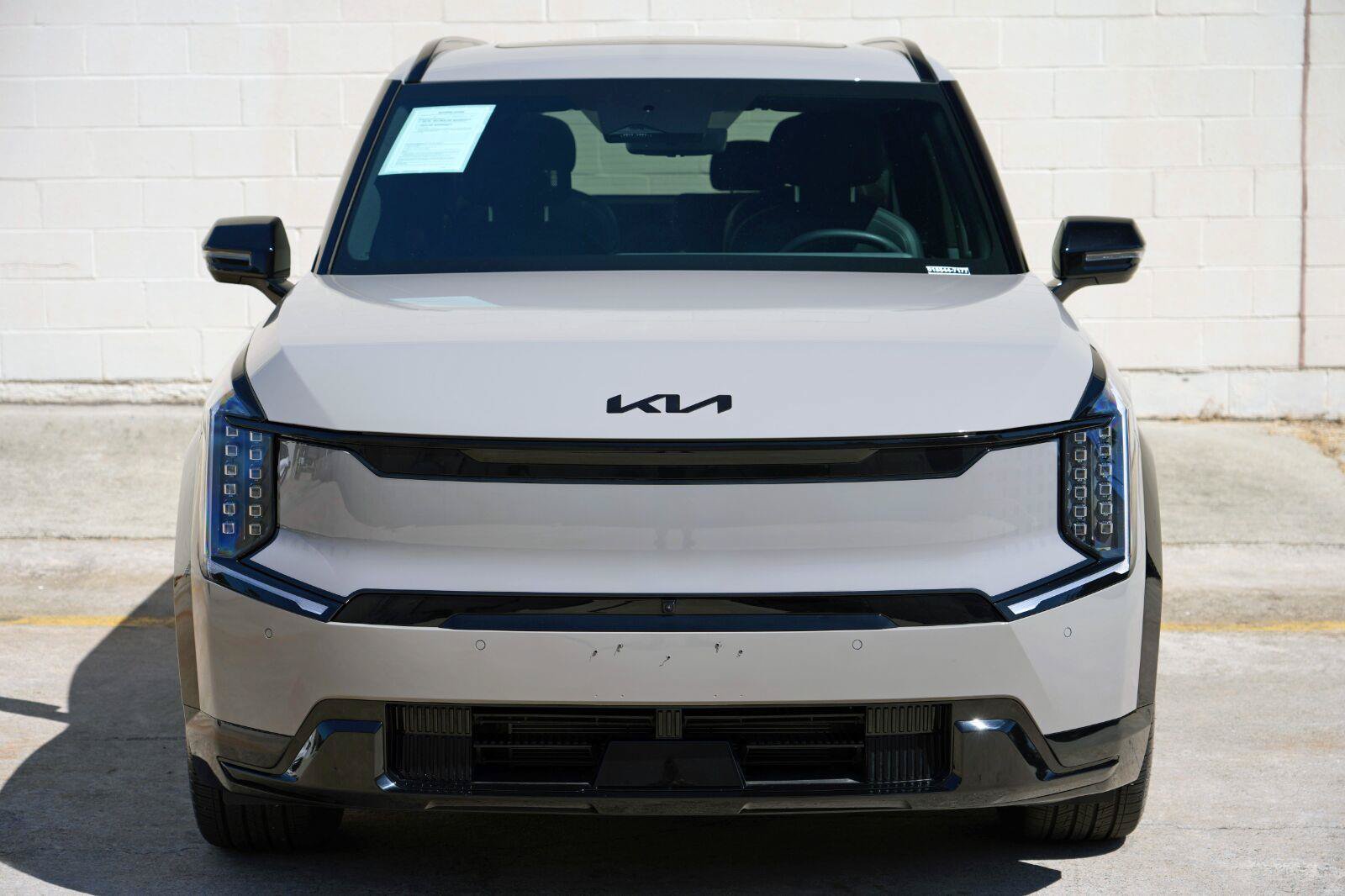 Used 2026 Kia EV9 Land w/ Nightfall Edition Package AWD/4WD image 50