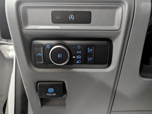 Used 2025 Ford F150 XLT w/ Equipment Group 301A Standard image 16