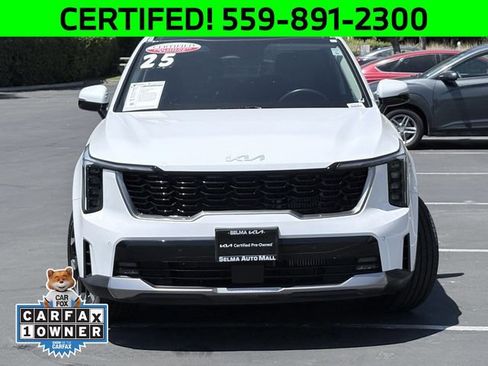 Certified 2025 Kia Sorento EX w/ Panoramic Sunroof Package FWD image 3