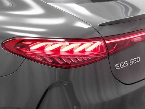 Certified 2024 Mercedes-Benz EQS 580 4MATIC Sedan image 7