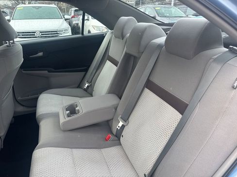Used 2012 Toyota Camry LE image 33