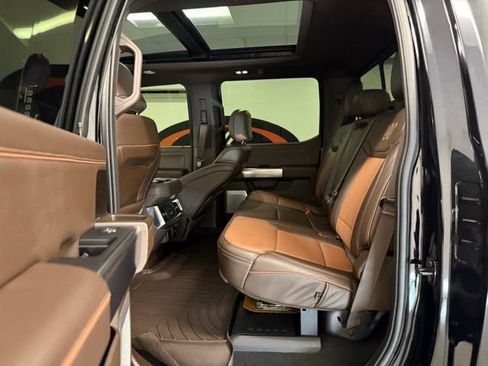 Used 2024 Ford F250 King Ranch w/ Chrome Package image 17