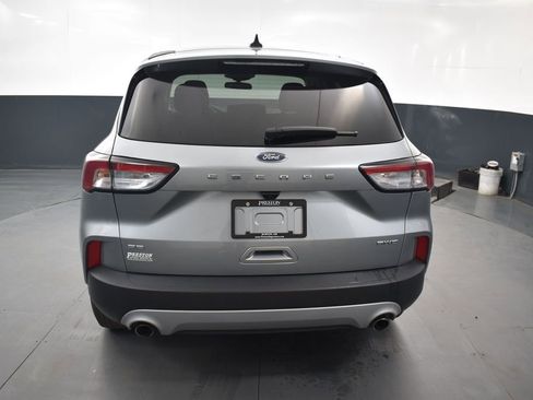Used 2022 Ford Escape SE w/ Convenience Package AWD/4WD image 8