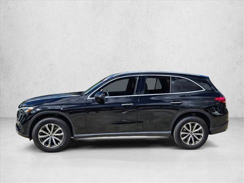 Used 2026 Mercedes-Benz GLC 300 image 9