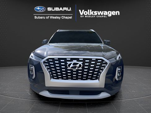 Used 2022 Hyundai Palisade SEL FWD image 3