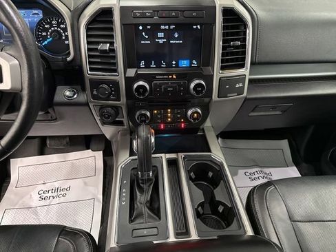 Used 2017 Ford F150 Lariat w/ Equipment Group 502A Luxury AWD/4WD image 20
