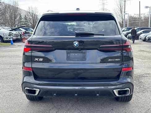 Used 2025 BMW X5 xDrive40i w/ M Sport Package AWD/4WD image 6