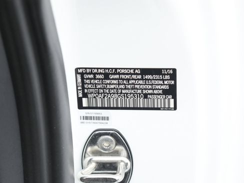 Used 2016 Porsche 911 R image 46