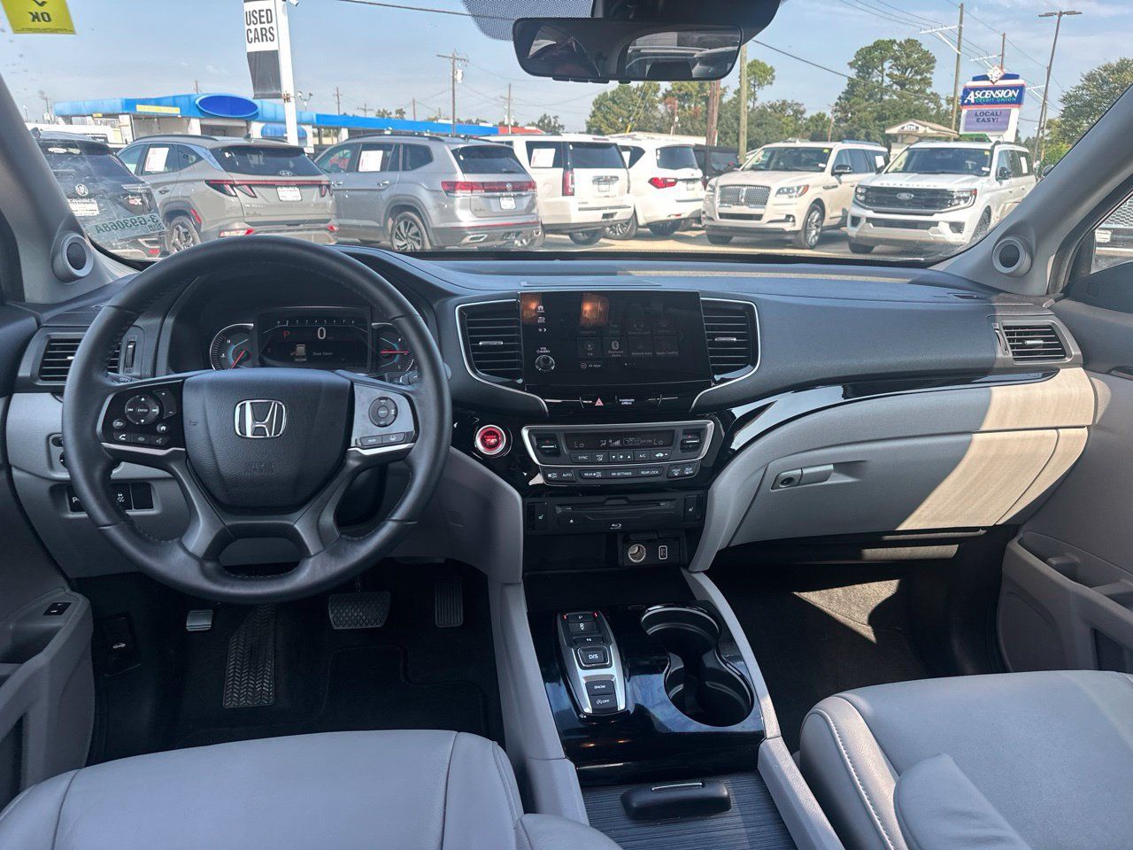 Used 2019 Honda Pilot Touring image 9