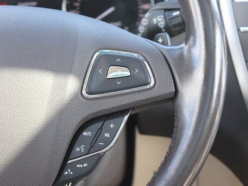 Used 2017 Lincoln MKC Reserve w/ Lincoln MKC Climate Package image 30