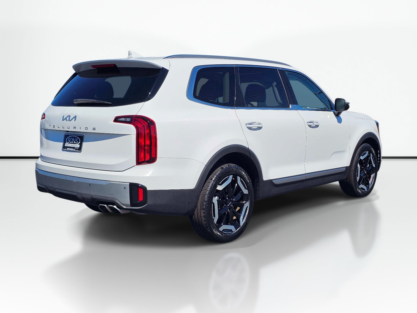 Certified 2024 Kia Telluride S w/ S Sunroof Package FWD image 9