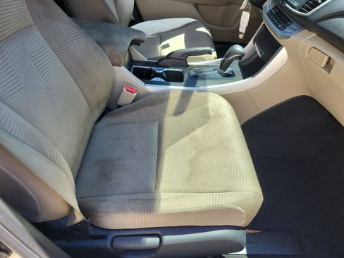 Used 2014 Honda Accord LX image 17