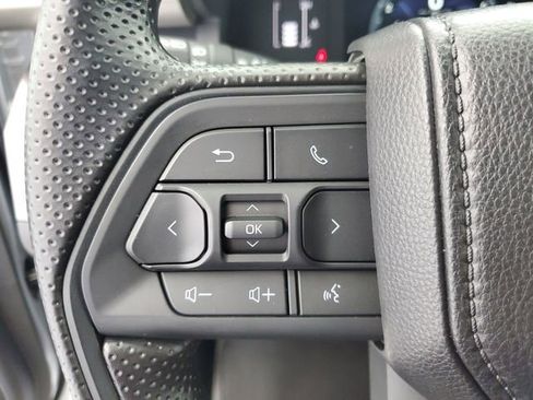 Used 2025 Toyota Tacoma SR5 image 23