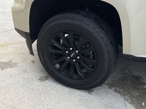 Used 2022 GMC Canyon Elevation w/ Trailering Package image 10