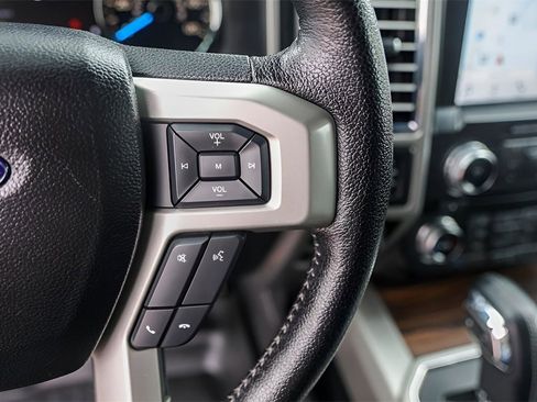 Used 2016 Ford F150 Lariat w/ Equipment Group 502A Luxury image 15