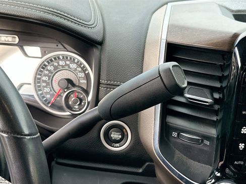 Used 2024 RAM 2500 Laramie image 25