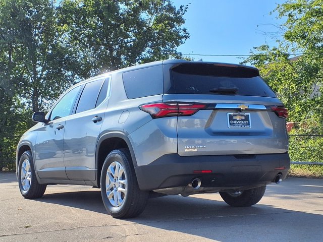 Used 2023 Chevrolet Traverse LS FWD image 7