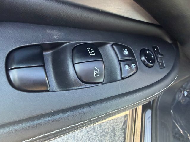 Used 2019 Nissan Murano SV AWD/4WD image 11