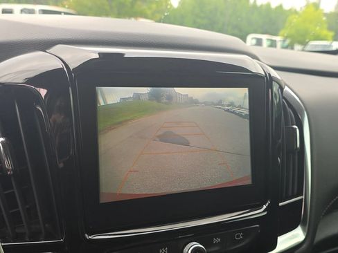 Used 2019 Chevrolet Traverse LT FWD image 34