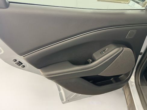 Used 2024 Ford Mustang Mach-E Premium AWD/4WD image 28