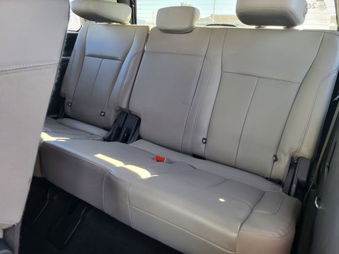 Used 2021 Ford Expedition XLT image 22