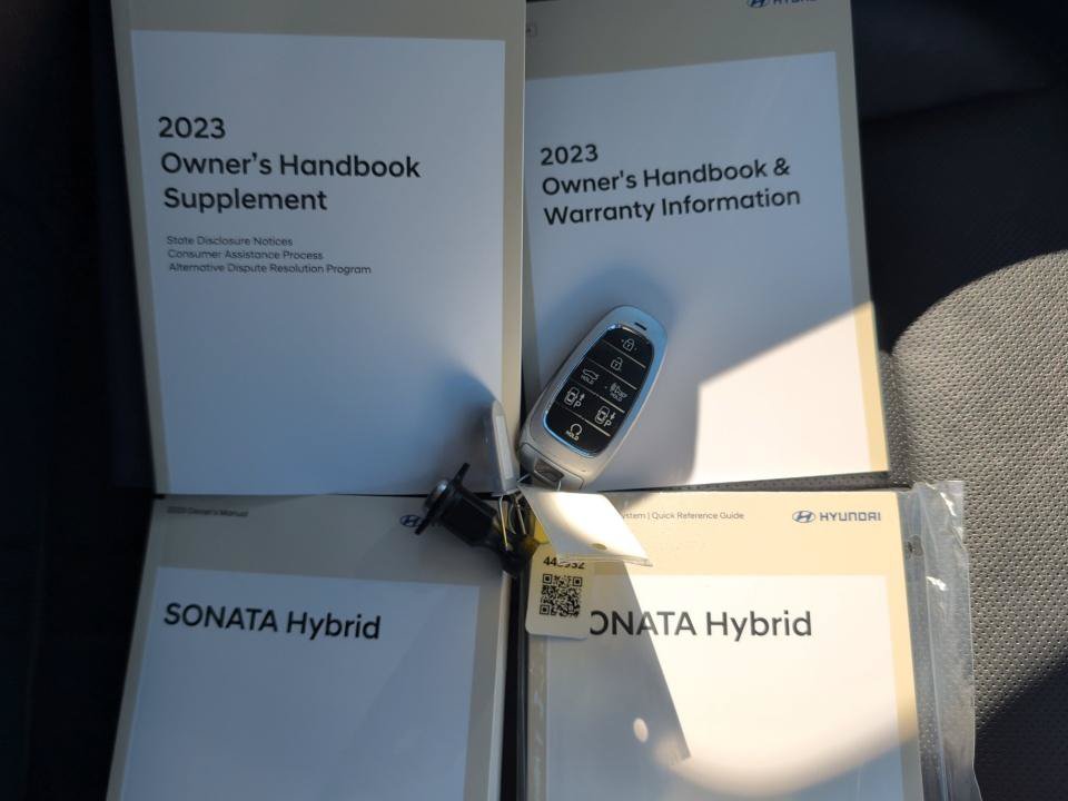 Used 2023 Hyundai Sonata Limited w/ Cargo Package FWD image 38