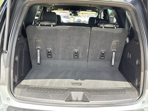 Used 2025 Chevrolet Tahoe LT AWD/4WD image 6