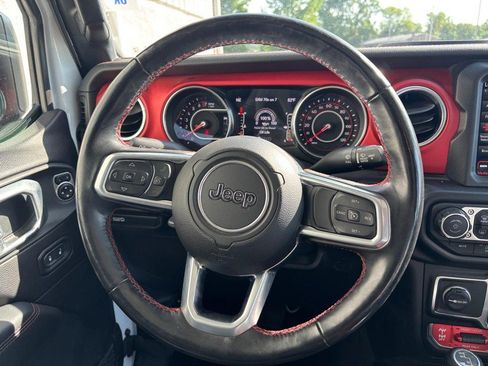 Used 2020 Jeep Gladiator Rubicon AWD/4WD image 16