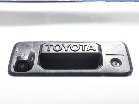 Used 2018 Toyota Tundra SR5 AWD/4WD image 45