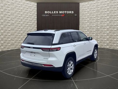Certified 2023 Jeep Grand Cherokee Limited image 4