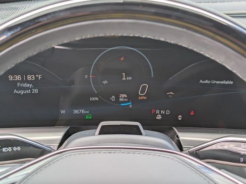 Certified 2024 Cadillac Lyriq Luxury w/ Nappa Leather Package AWD/4WD image 21