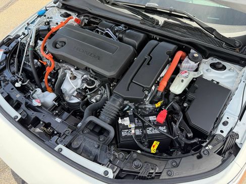 Certified 2025 Honda Civic Sport image 40