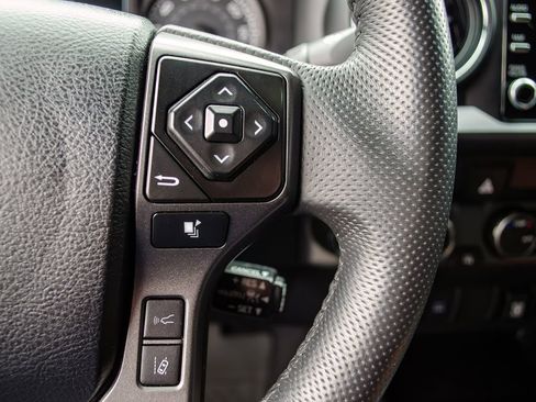 Used 2023 Toyota Tacoma TRD Sport image 13